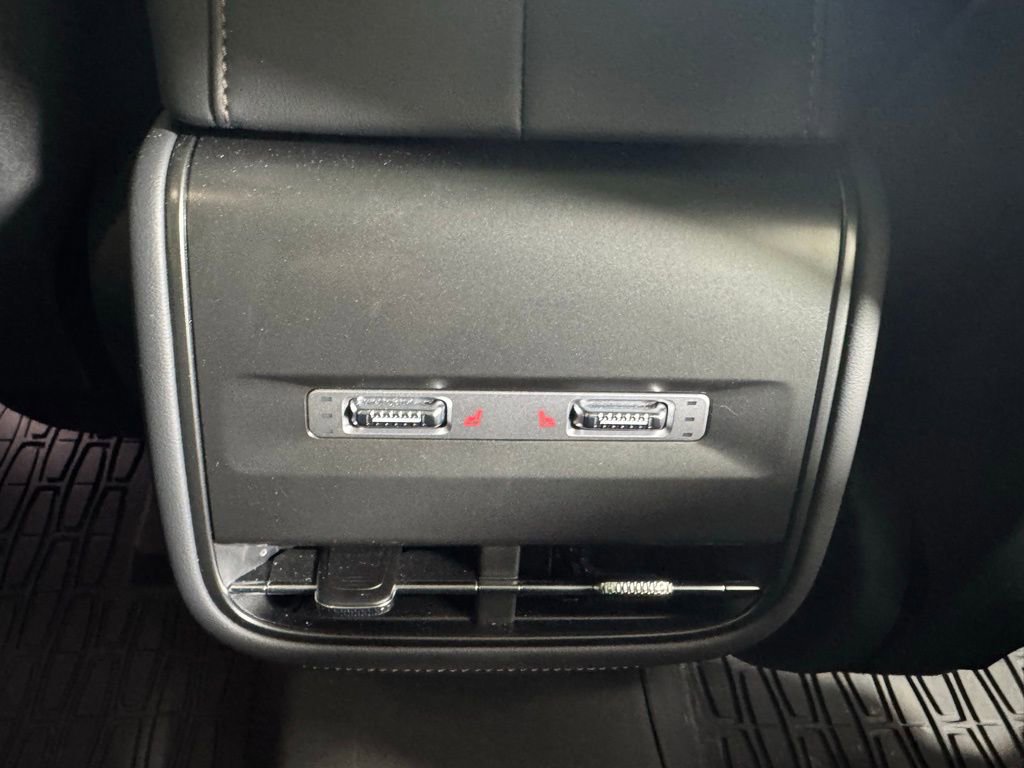 New 2025 Lincoln Nautilus Reserve w/ Jet Appearance Package AWD/4WD image 18