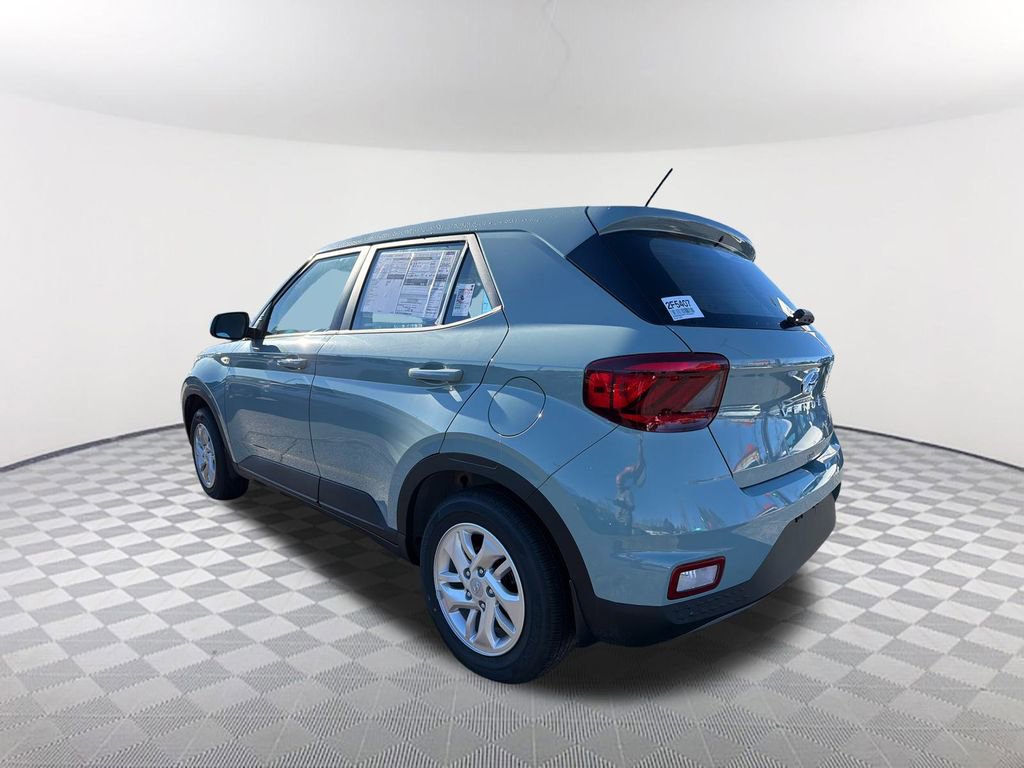 New 2026 Hyundai Venue SE image 7