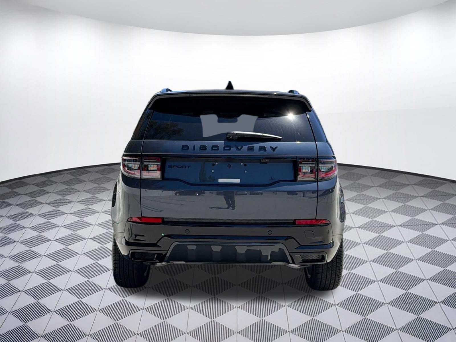 New 2026 Land Rover Discovery Sport Landmark AWD/4WD image 10