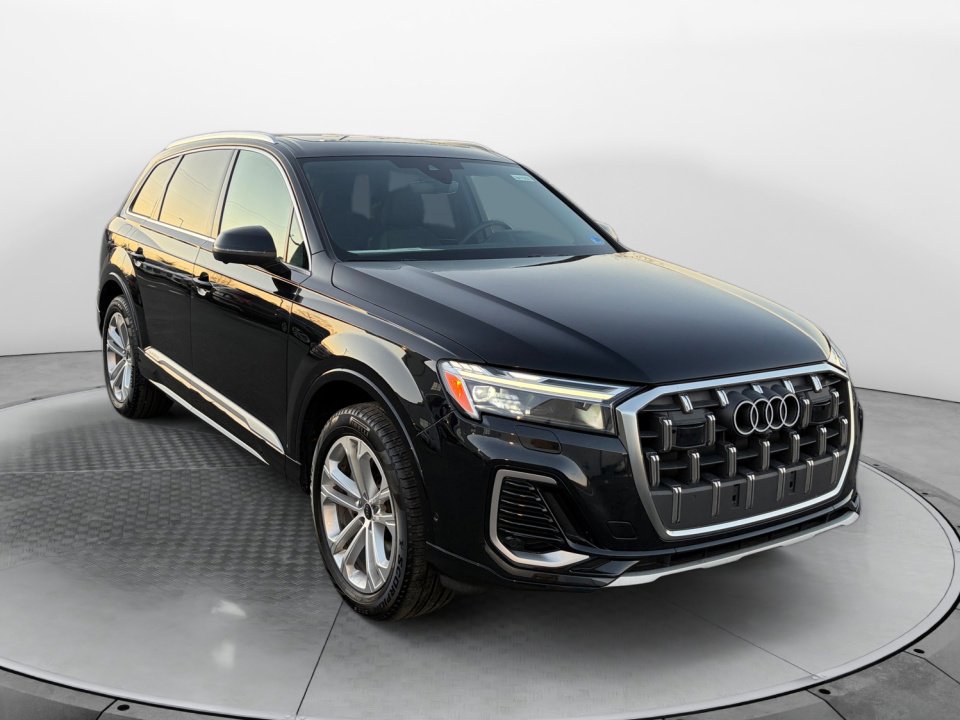 Used 2025 Audi Q7 2.0T Premium w/ Convenience Package image 1