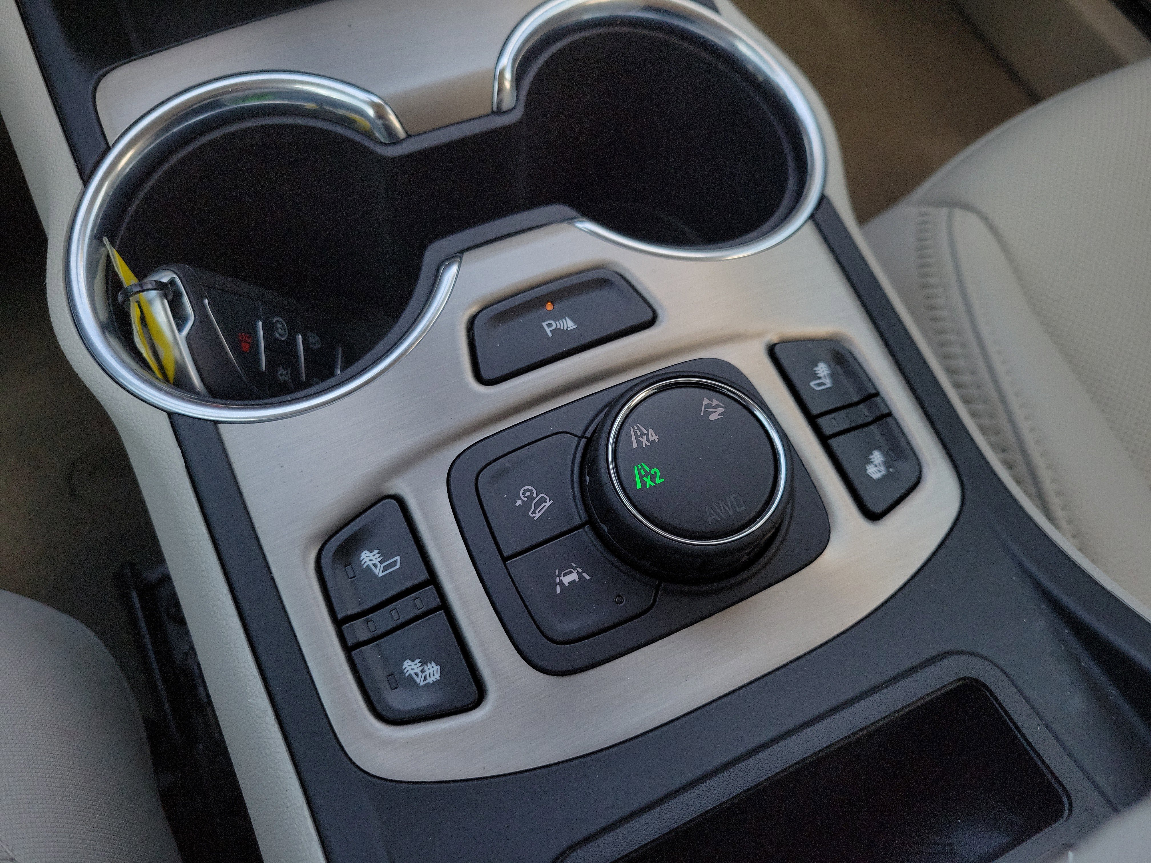 Used 2023 GMC Terrain Denali image 25