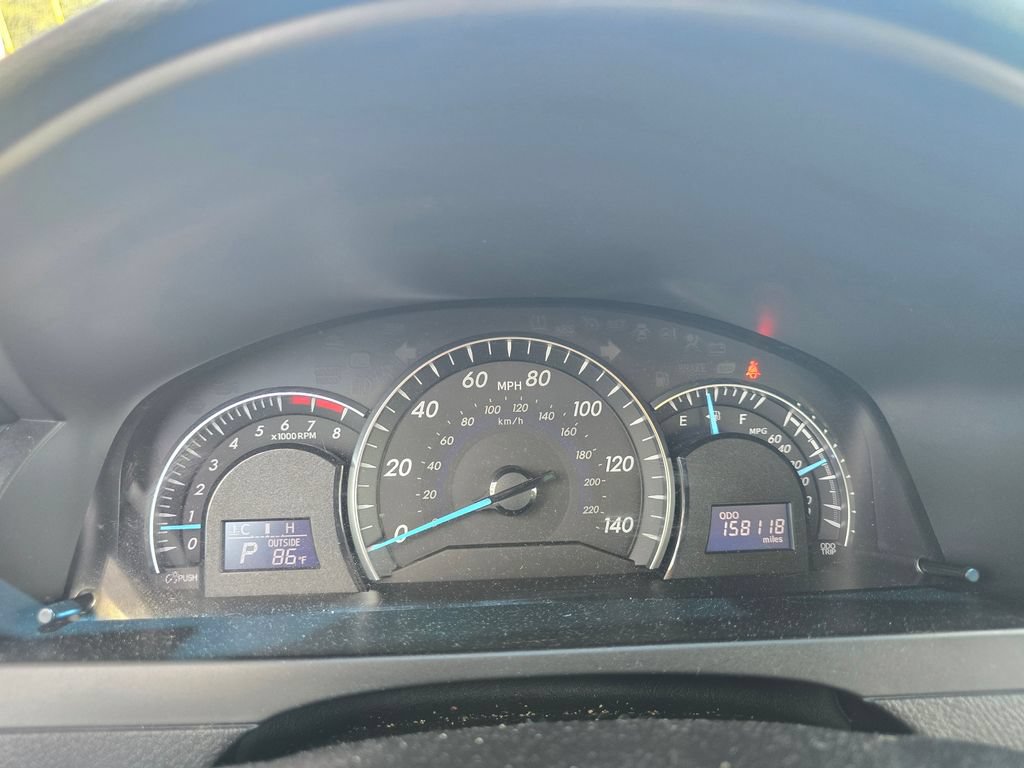 Used 2013 Toyota Camry XLE FWD image 28