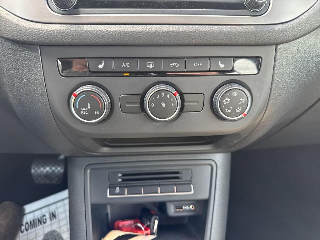 Used 2017 Volkswagen Tiguan S AWD/4WD image 18