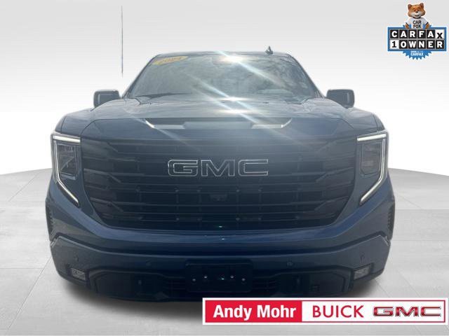 Used 2024 GMC Sierra 1500 Elevation w/ Elevation Premium Package AWD/4WD image 4