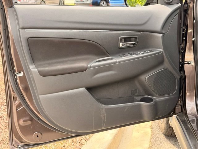 Used 2025 Mitsubishi Outlander Sport AWD image 22