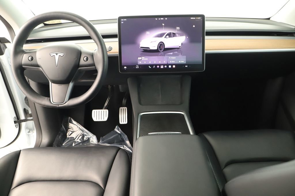 Used 2023 Tesla Model Y Performance AWD/4WD image 17