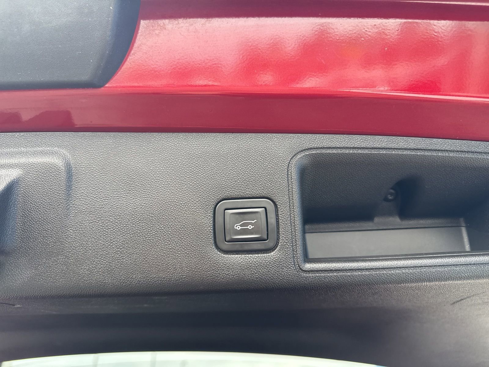 Used 2018 GMC Terrain SLE w/ Driver Convenience Package image 15