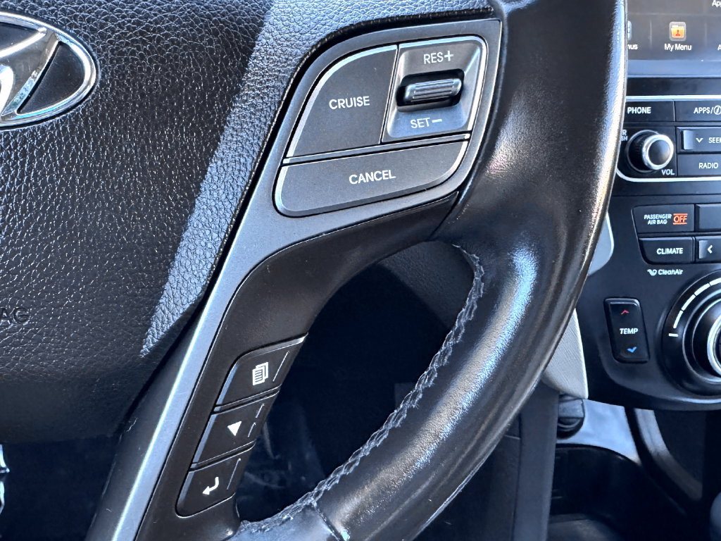 Used 2018 Hyundai Santa Fe Sport AWD/4WD image 29