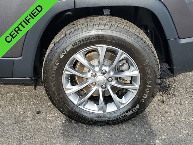 Used 2019 Jeep Cherokee Latitude Plus w/ Cold Weather Group image 33