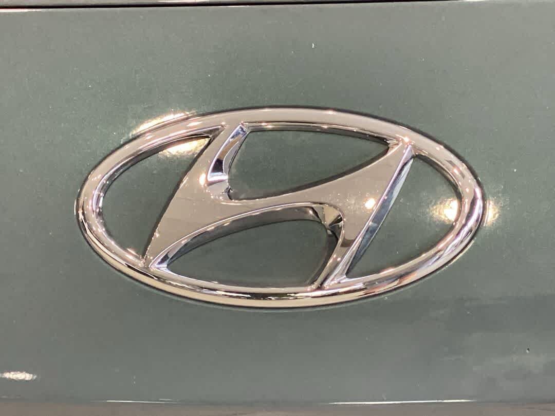 Used 2023 Hyundai Kona SEL w/ Cargo Package AWD/4WD image 10