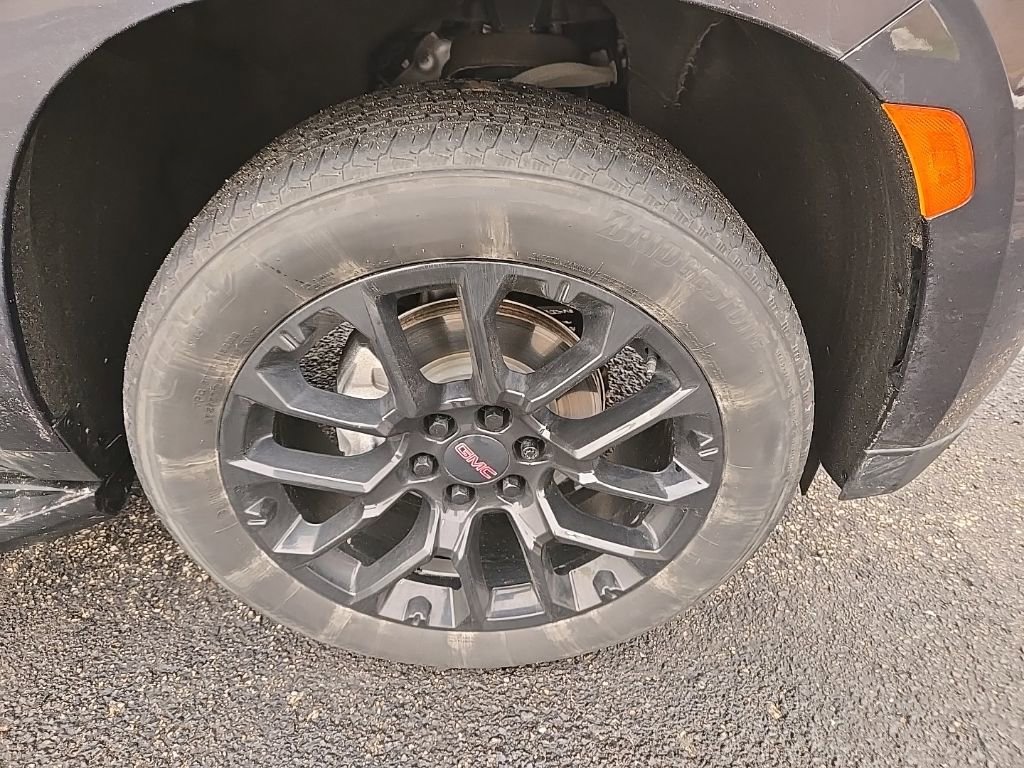 Used 2023 GMC Yukon Denali w/ LPO, Floor Liner Package image 37