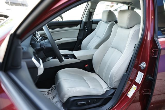 Used 2018 Honda Accord EX image 20
