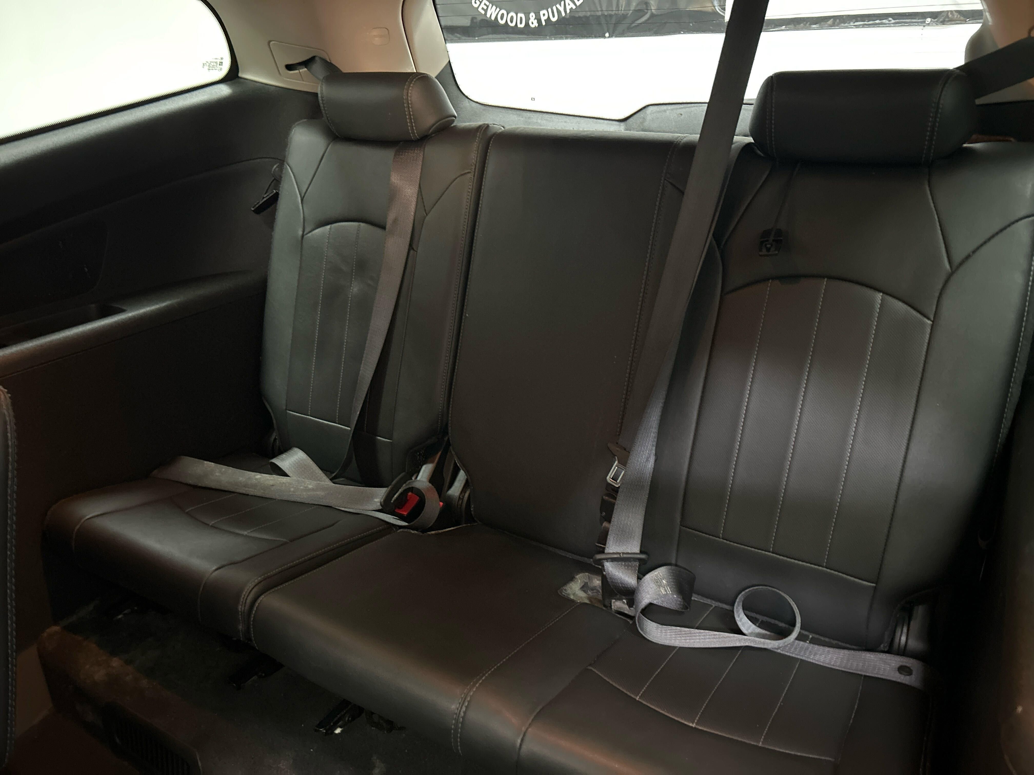 Used 2014 Chevrolet Traverse LTZ AWD/4WD image 11