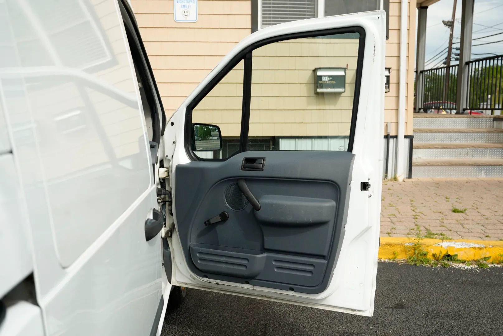 Used 2013 Ford Transit Connect XL FWD image 22