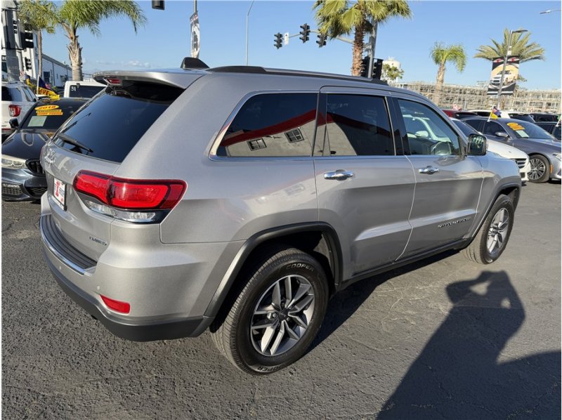 Used 2020 Jeep Grand Cherokee Limited w/ Luxury Group II image 14