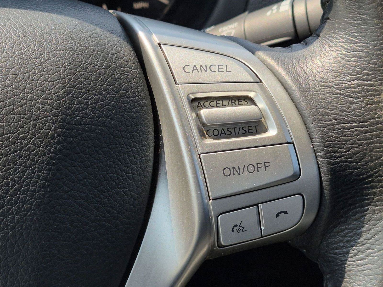 Used 2016 Nissan Altima 2.5 SV FWD image 23