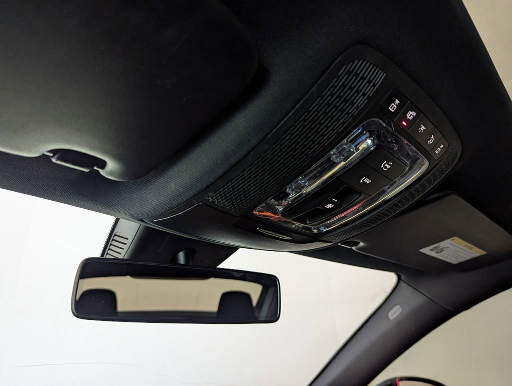 Used 2020 Mercedes-Benz CLA 250 image 16