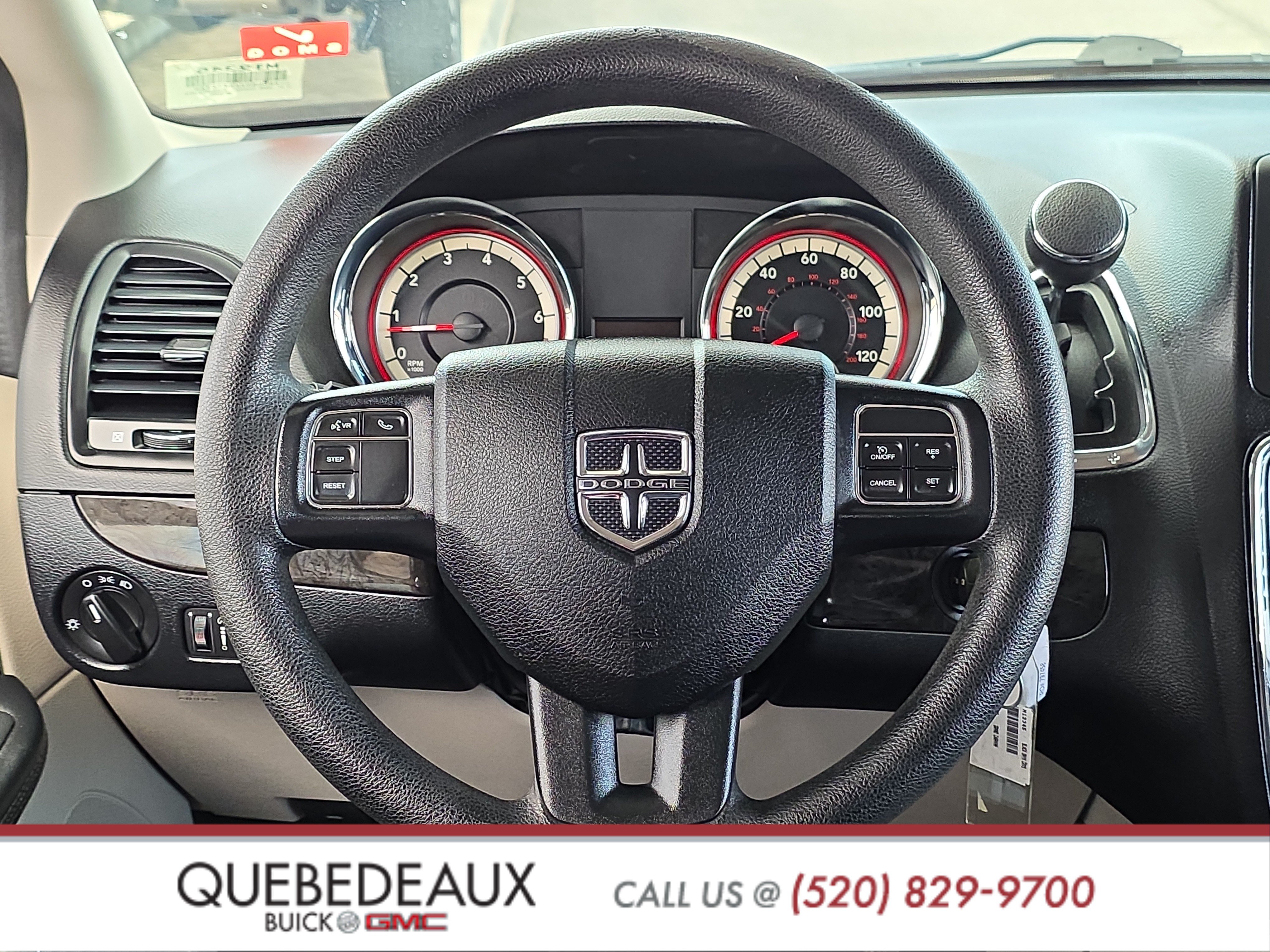 Used 2019 Dodge Grand Caravan SE w/ UConnect Hands-Free Group FWD image 12