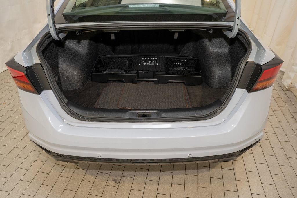 Certified 2024 Nissan Altima 2.0 SR image 6