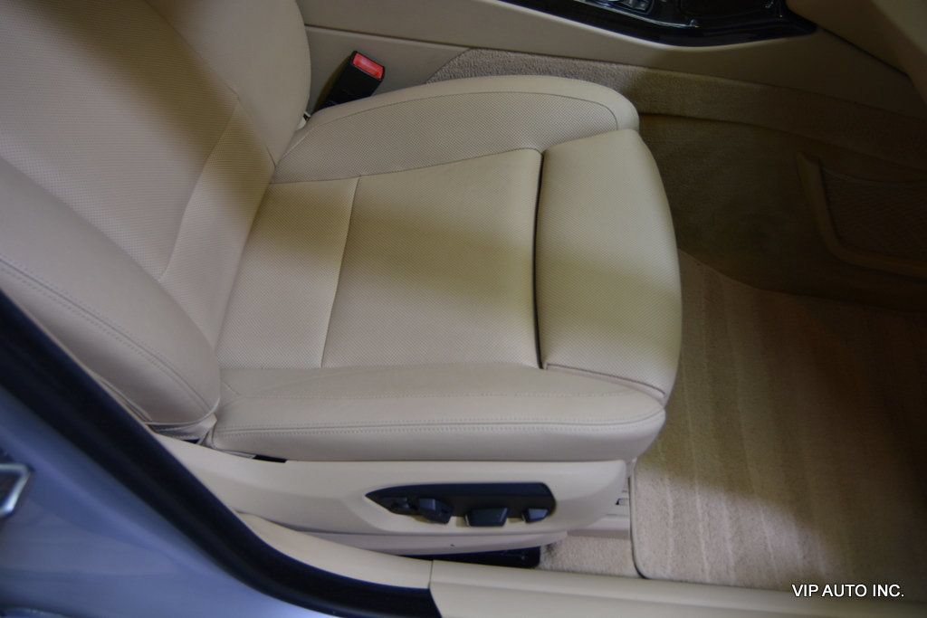 Used 2014 BMW 550i xDrive Sedan AWD/4WD image 16