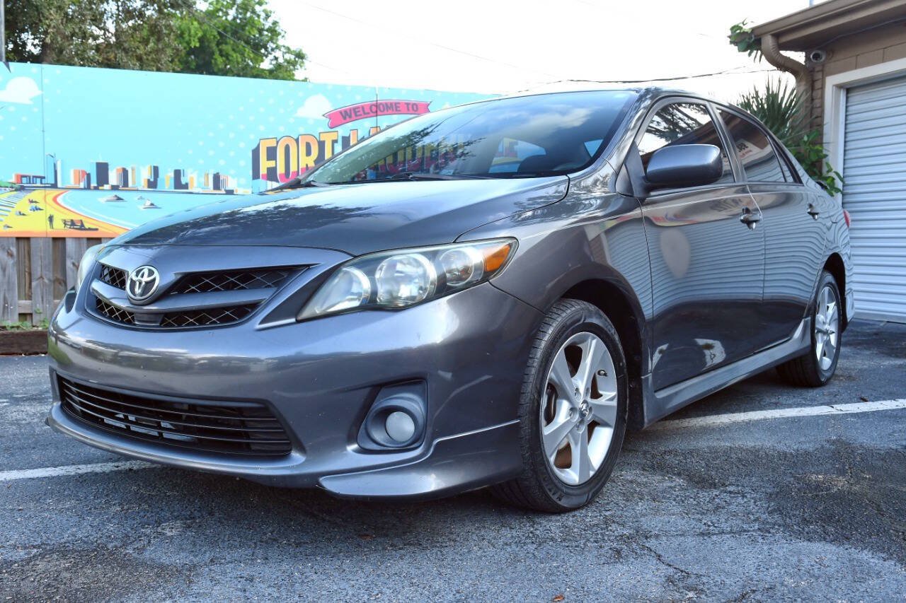 Used 2013 Toyota Corolla S FWD image 5