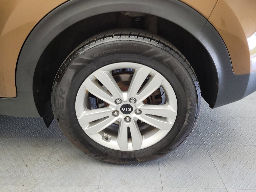 Used 2017 Kia Sportage LX FWD image 31