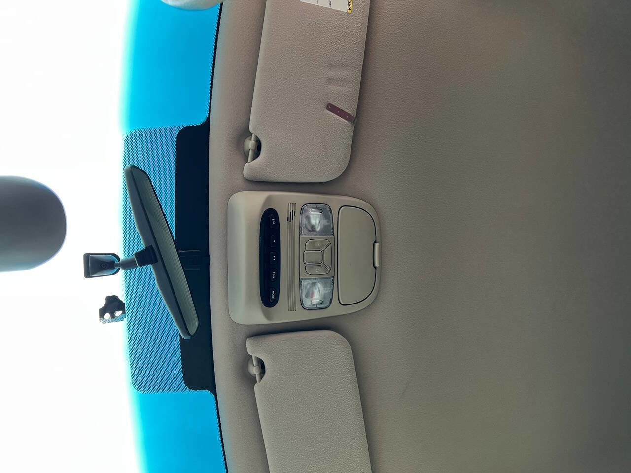 Used 2009 Toyota Sienna LE image 21