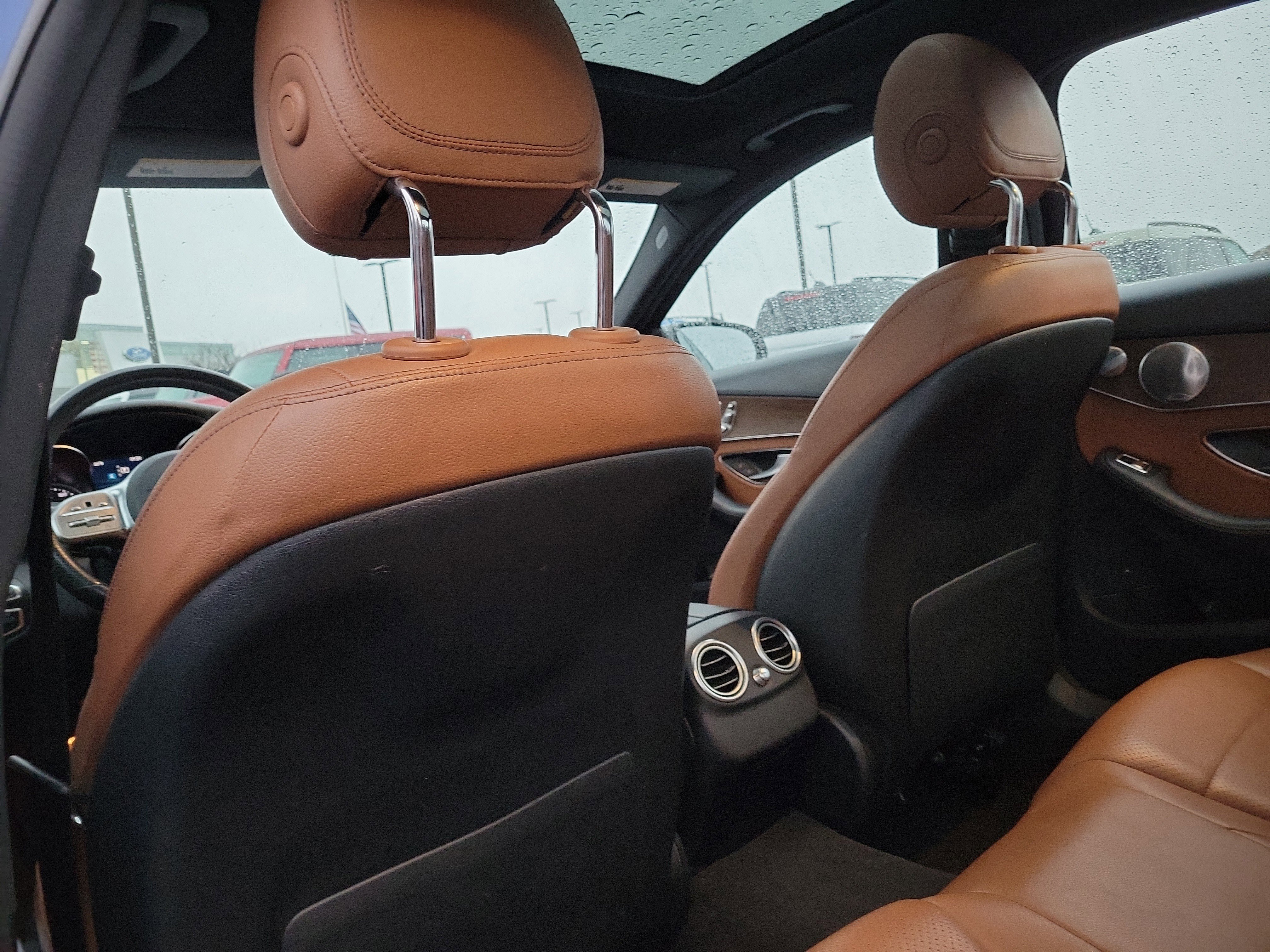 Used 2019 Mercedes-Benz C 300 4MATIC Sedan image 12