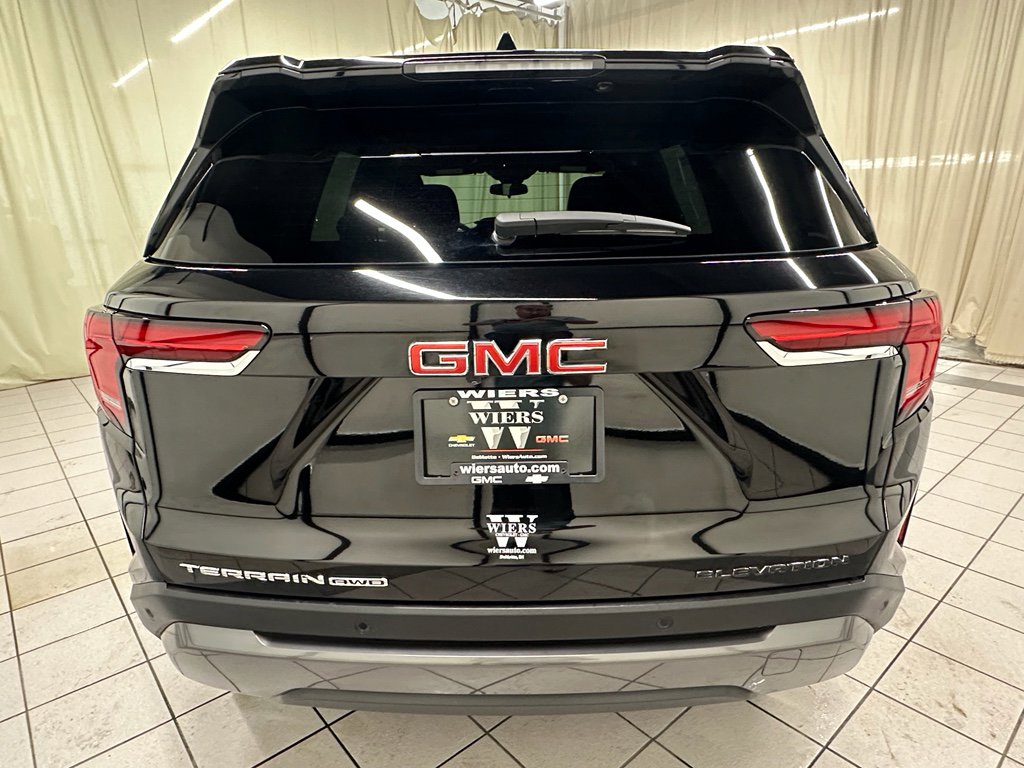Used 2025 GMC Terrain Elevation image 6