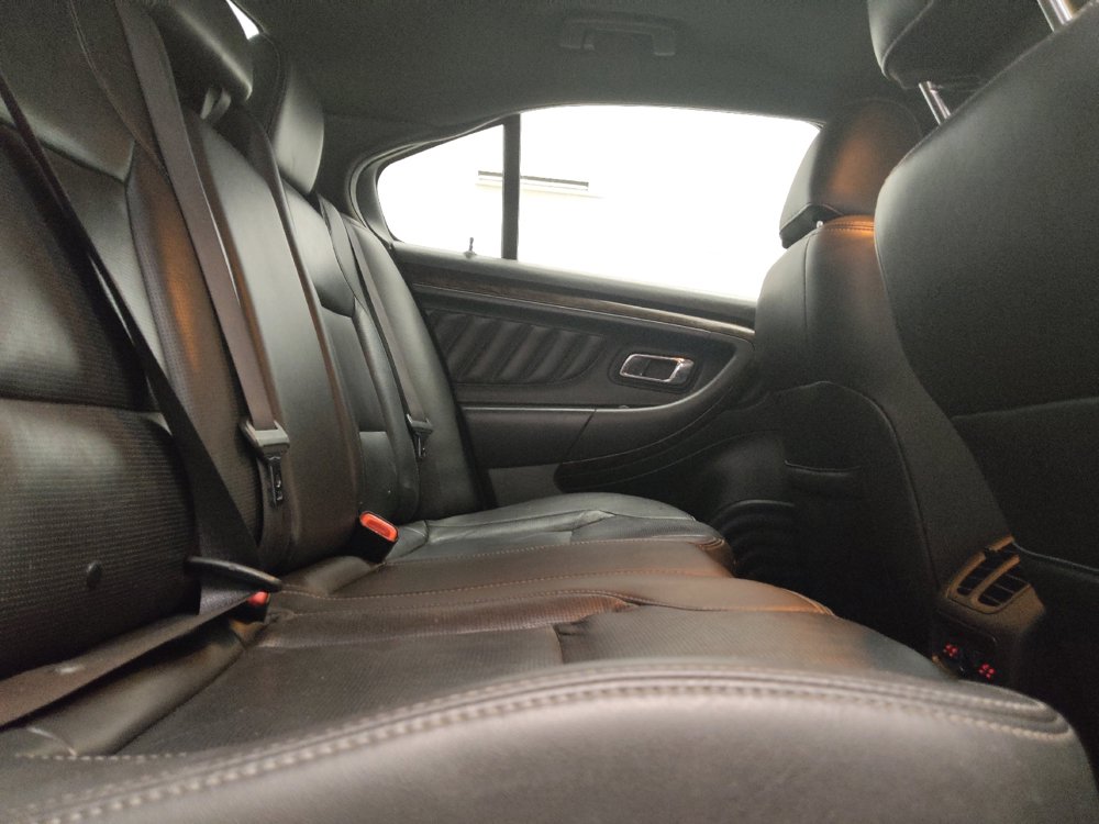 Used 2019 Ford Taurus Limited FWD image 19