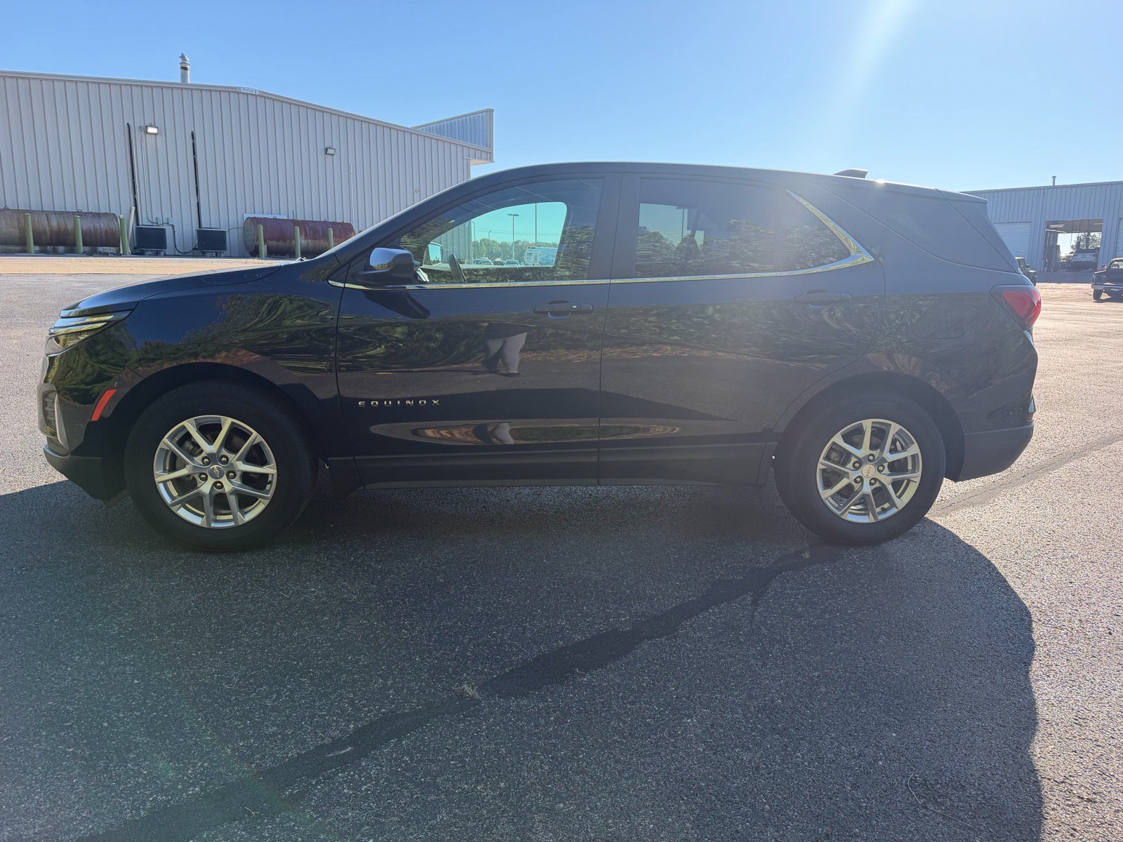Used 2024 Chevrolet Equinox LT w/ LPO, Floor Liner Package FWD image 8