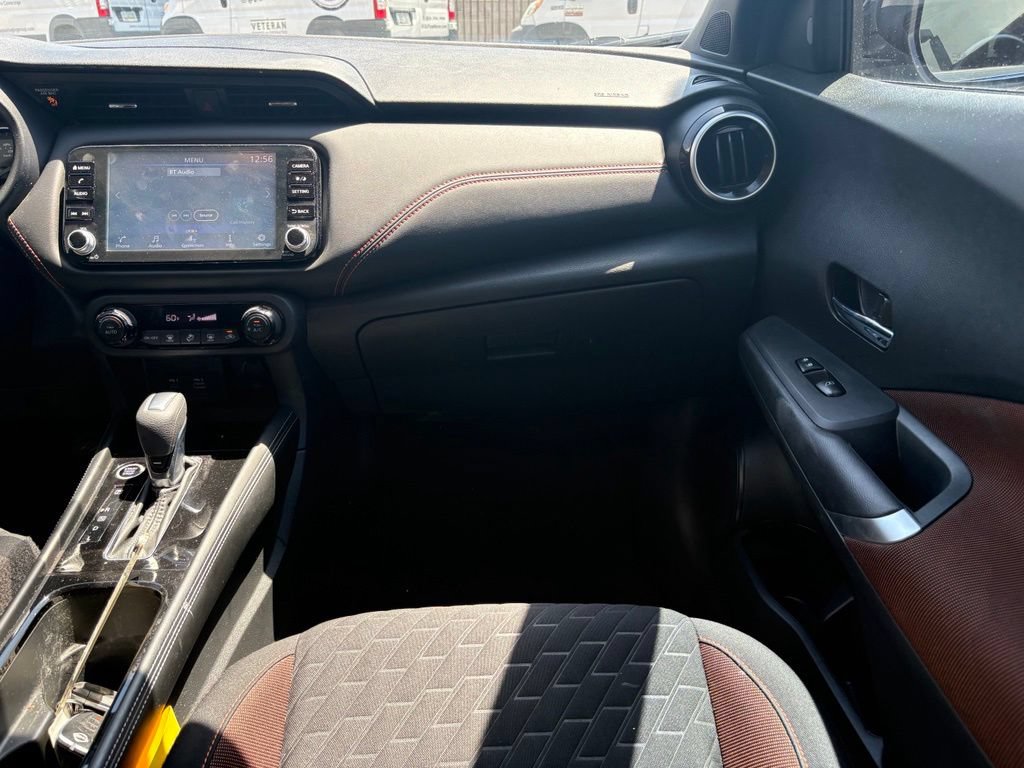 Used 2023 Nissan Kicks SR FWD image 8