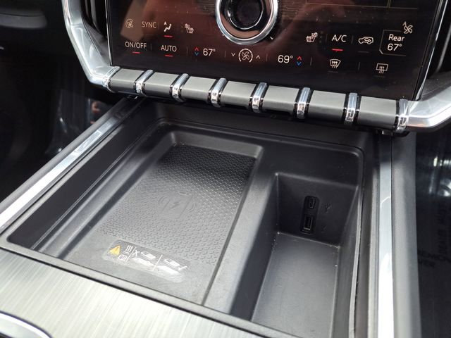 Used 2024 GMC Acadia Elevation image 33