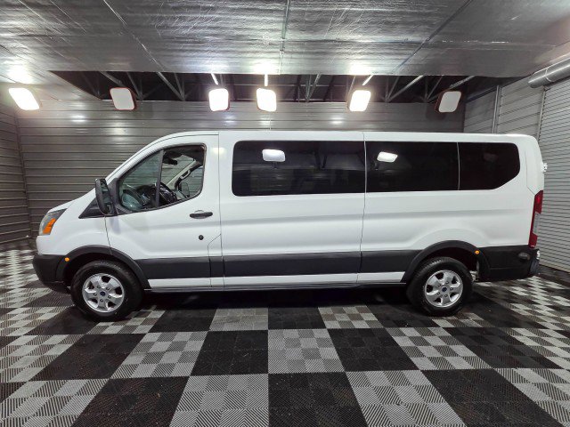 Used 2017 Ford Transit 350 XLT image 8