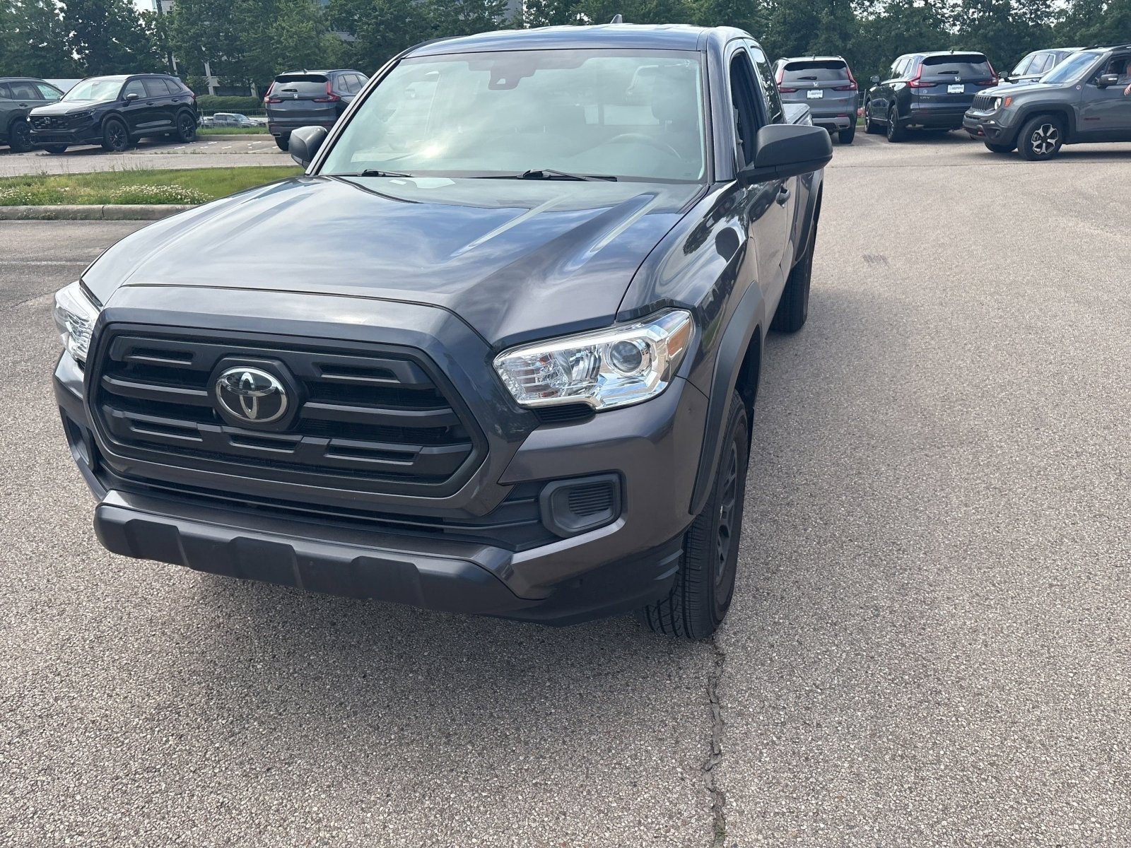 Used 2019 Toyota Tacoma SR w/ SX Package RWD image 15