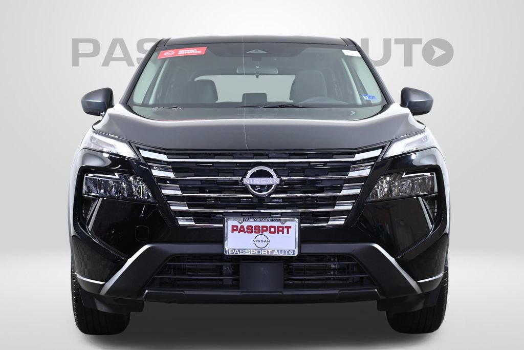 Certified 2025 Nissan Rogue S AWD/4WD image 2