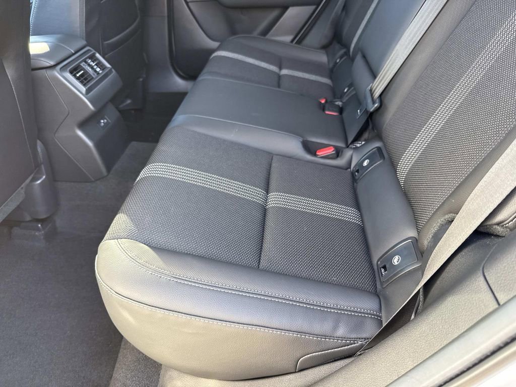 Certified 2025 MAZDA CX-50 AWD 2.5 S w/ Select Package image 19