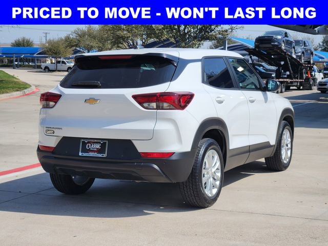 Used 2024 Chevrolet TrailBlazer LS w/ LS Convenience Package FWD image 14
