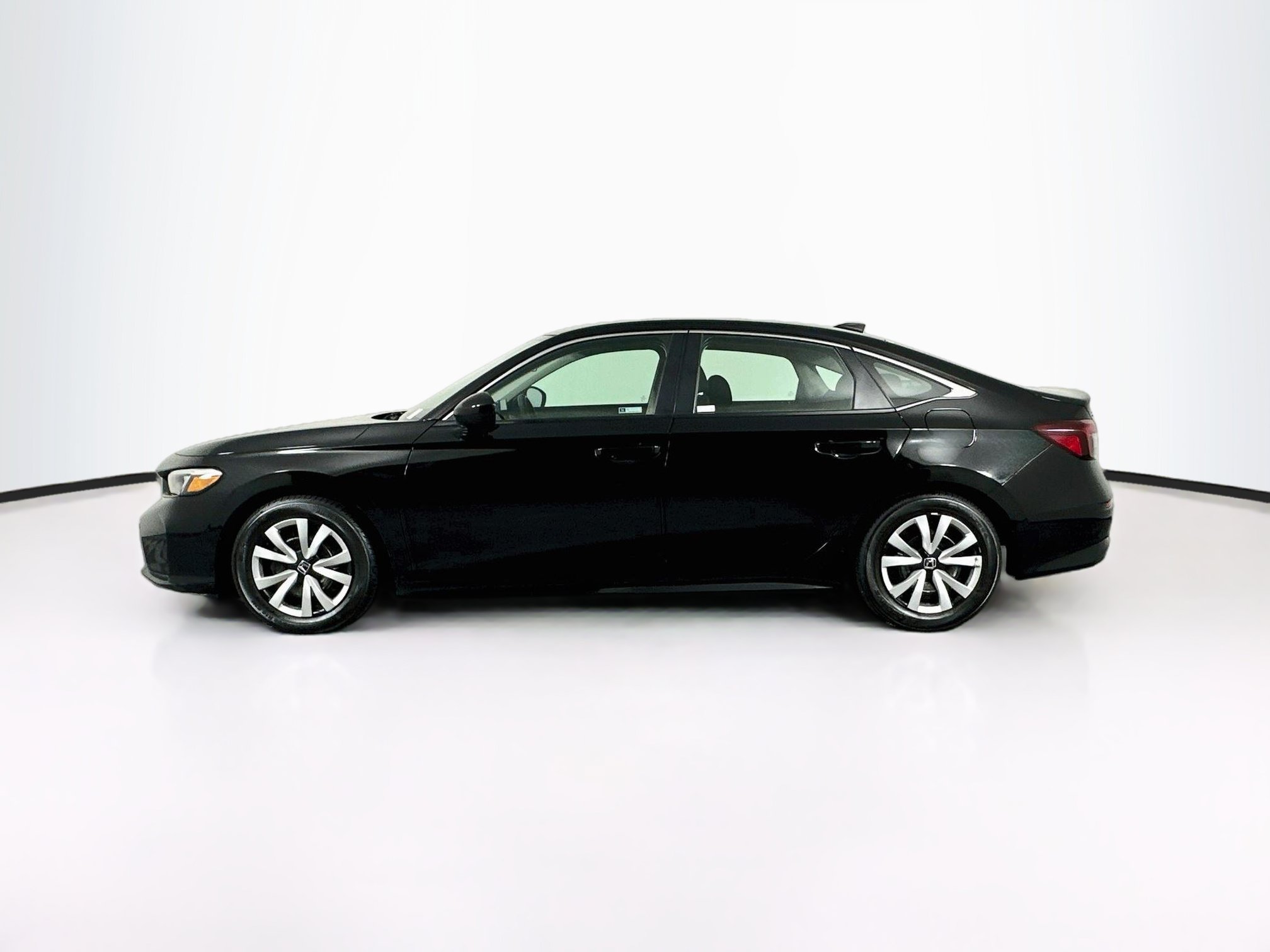 Used 2025 Honda Civic LX image 4