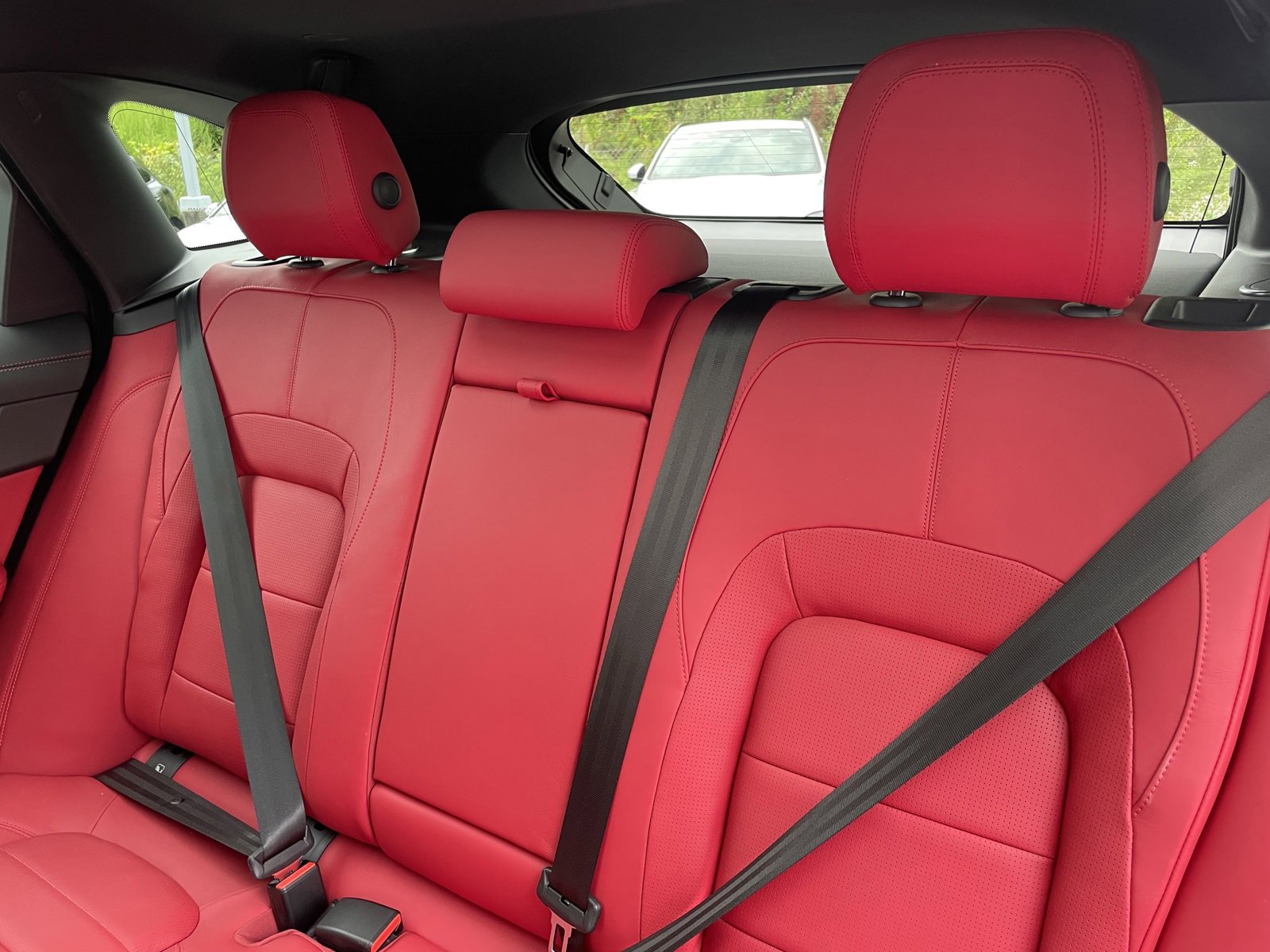 New 2025 Jaguar F-PACE R-Dynamic S image 26