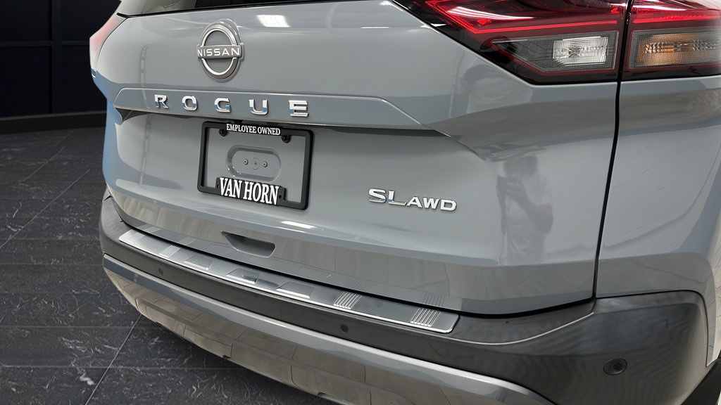 Used 2023 Nissan Rogue SL w/ SL Premium Package AWD/4WD image 38
