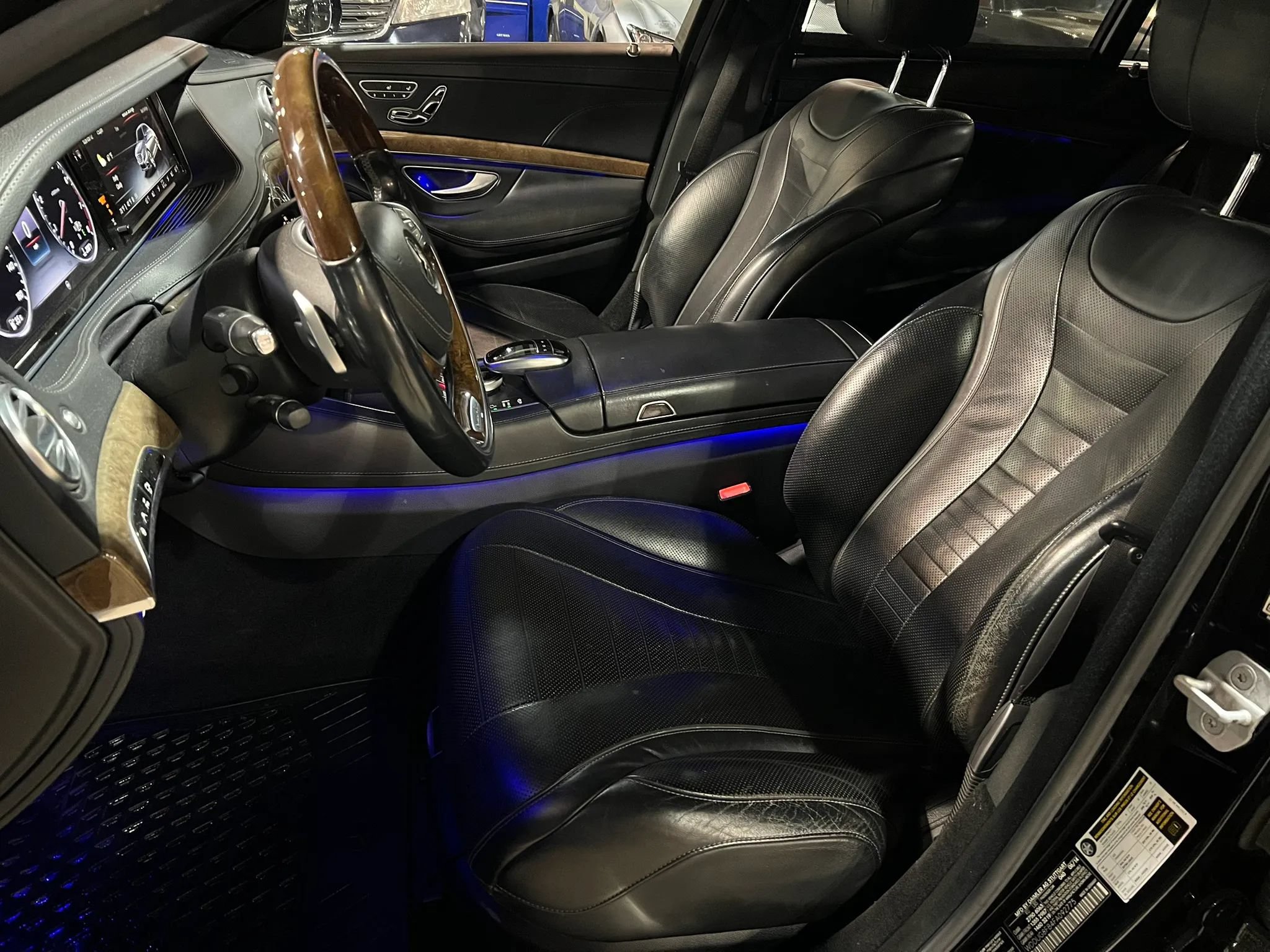 Used 2015 Mercedes-Benz S 550 4MATIC Sedan image 10