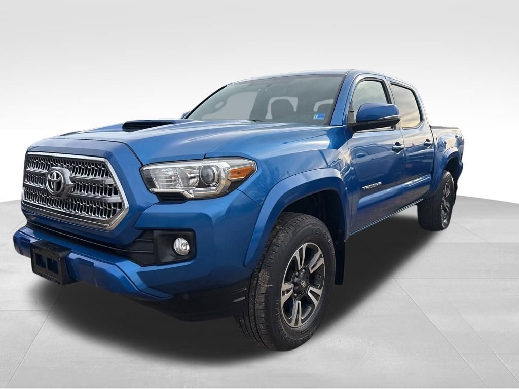 Used 2016 Toyota Tacoma TRD Sport image 14