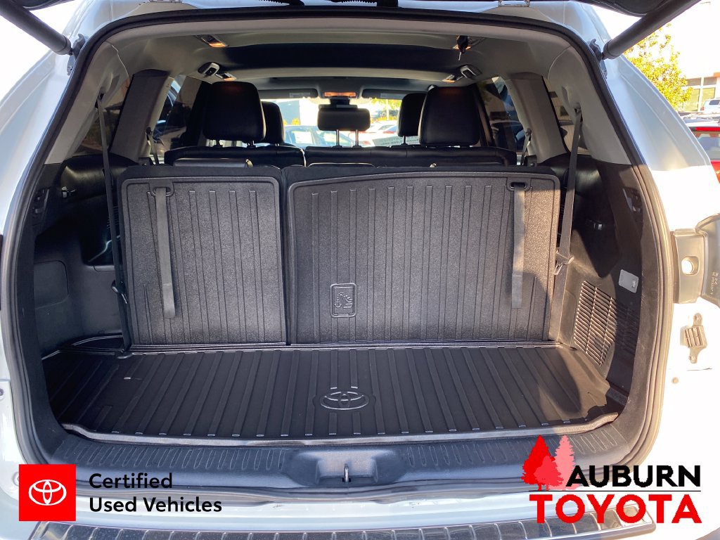 Certified 2019 Toyota Highlander XLE w/ Carpet Mat Package (TMS) AWD/4WD image 20