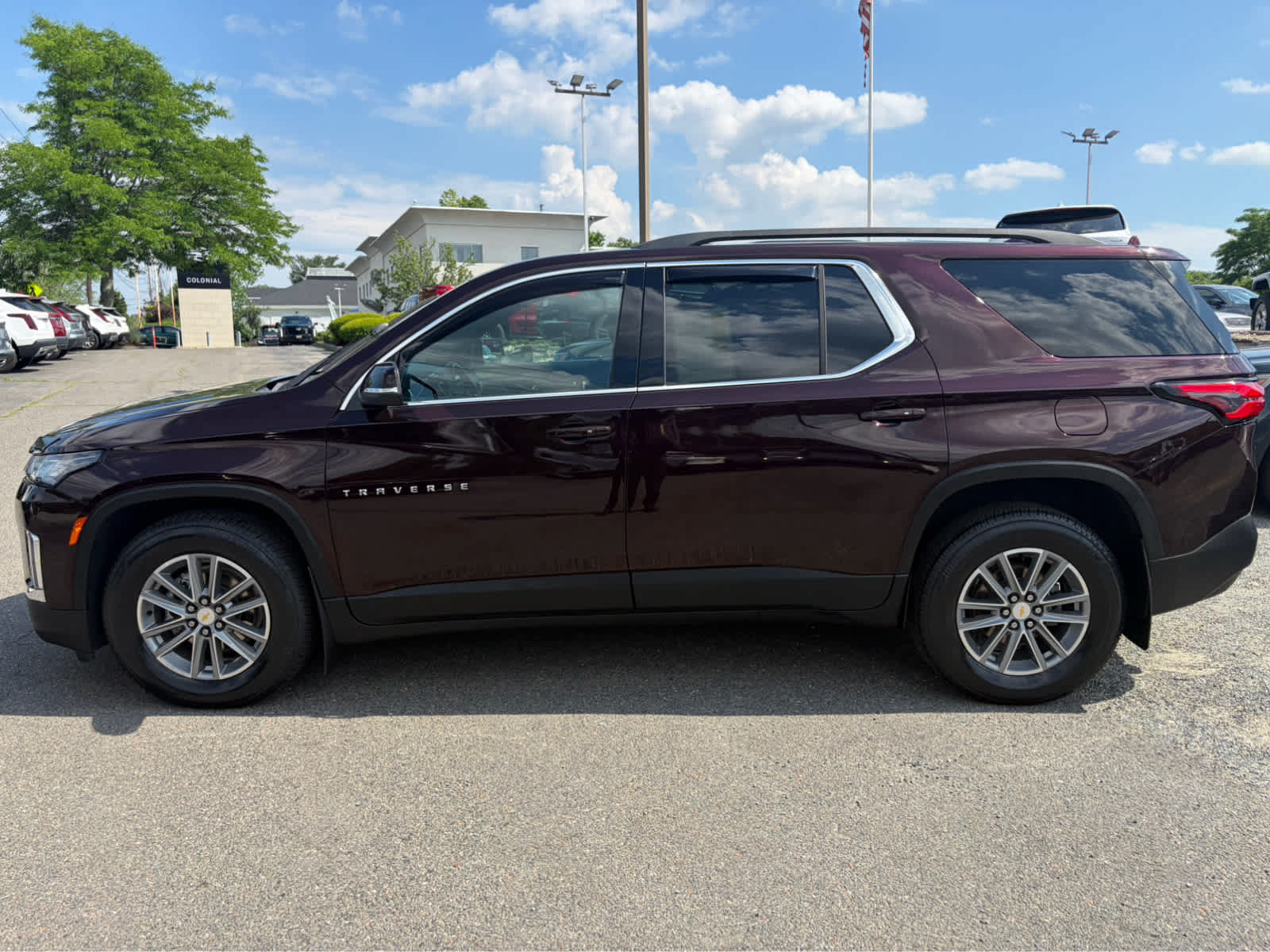 Used 2023 Chevrolet Traverse LT AWD/4WD image 11