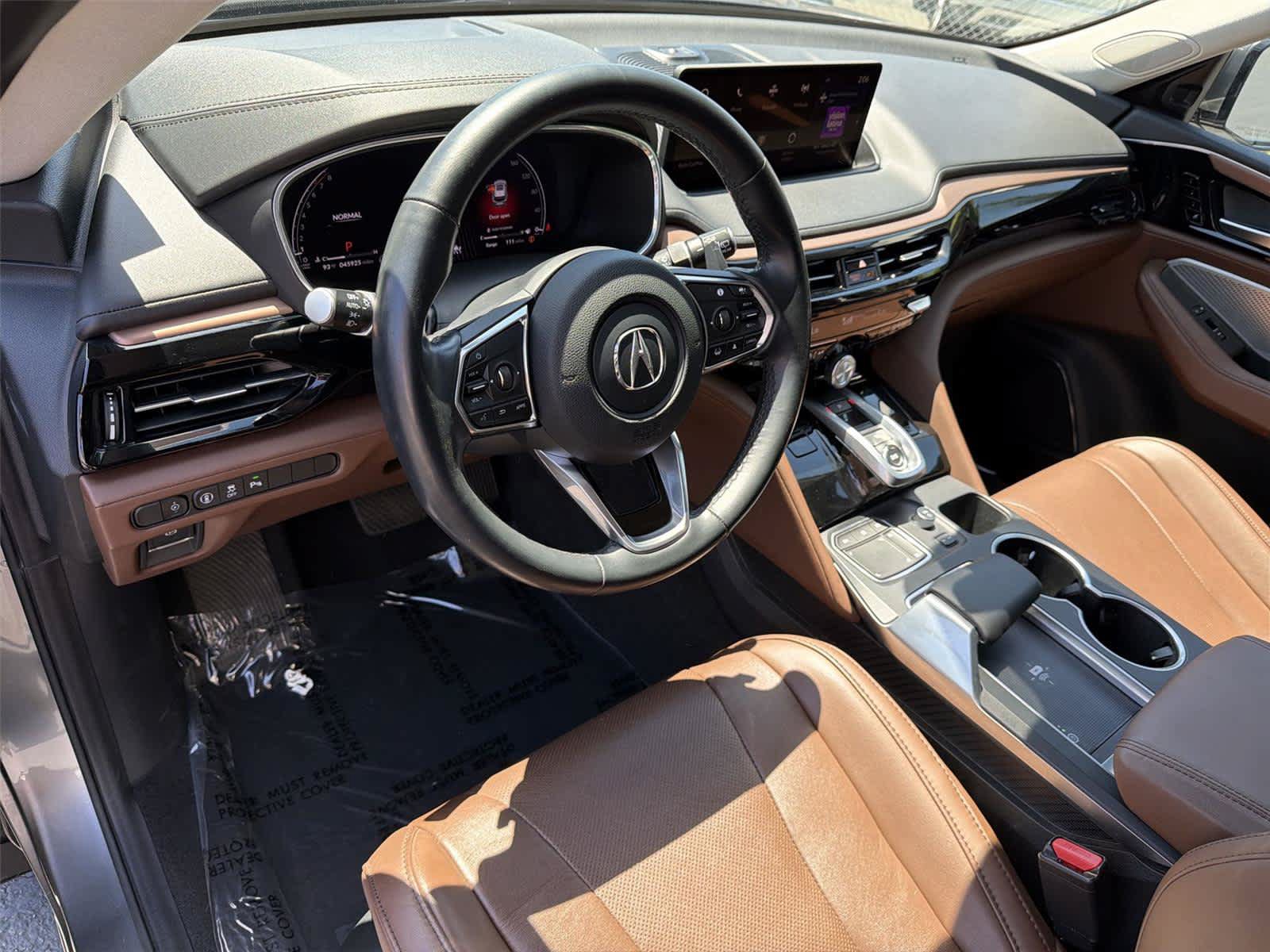 Used 2023 Acura MDX FWD w/ Technology Package image 2