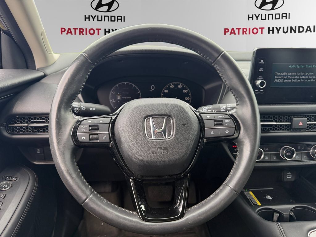 Used 2024 Honda HR-V EX-L image 11