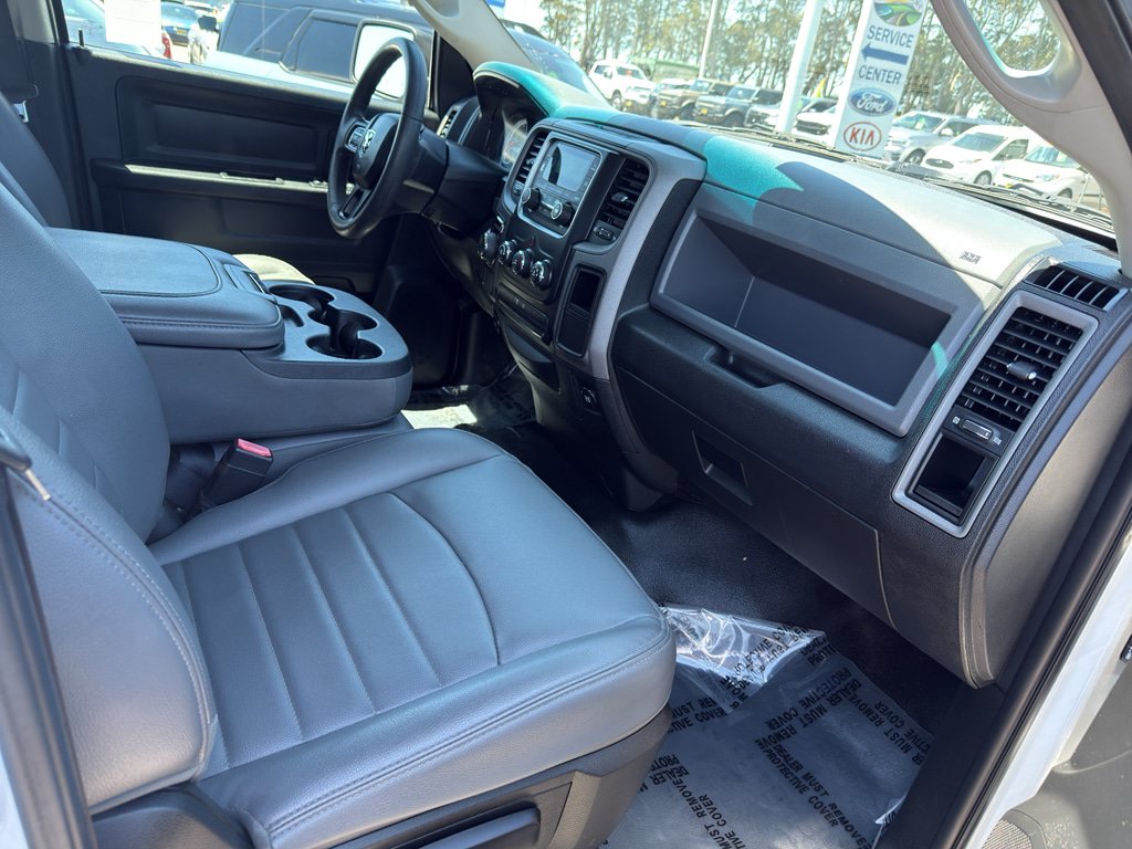 Used 2017 RAM 1500 Tradesman RWD image 18