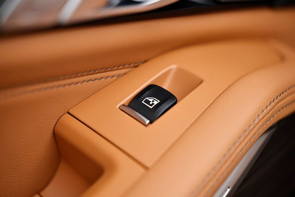 New 2026 BMW X5 sDrive40i w/ M Sport Package image 25