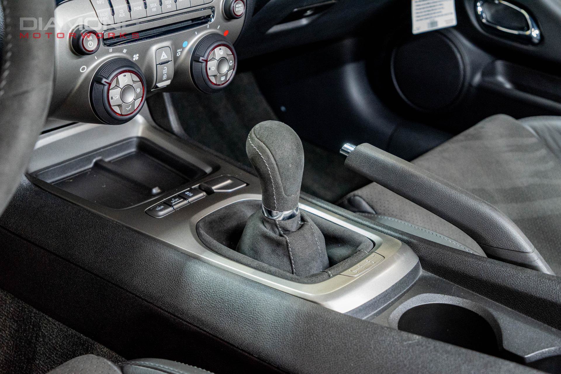 Used 2015 Chevrolet Camaro Z/28 RWD image 19